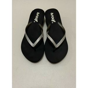 Reef Black Silver Glitter Wedge Heel Flip Flops Women's Size 8.